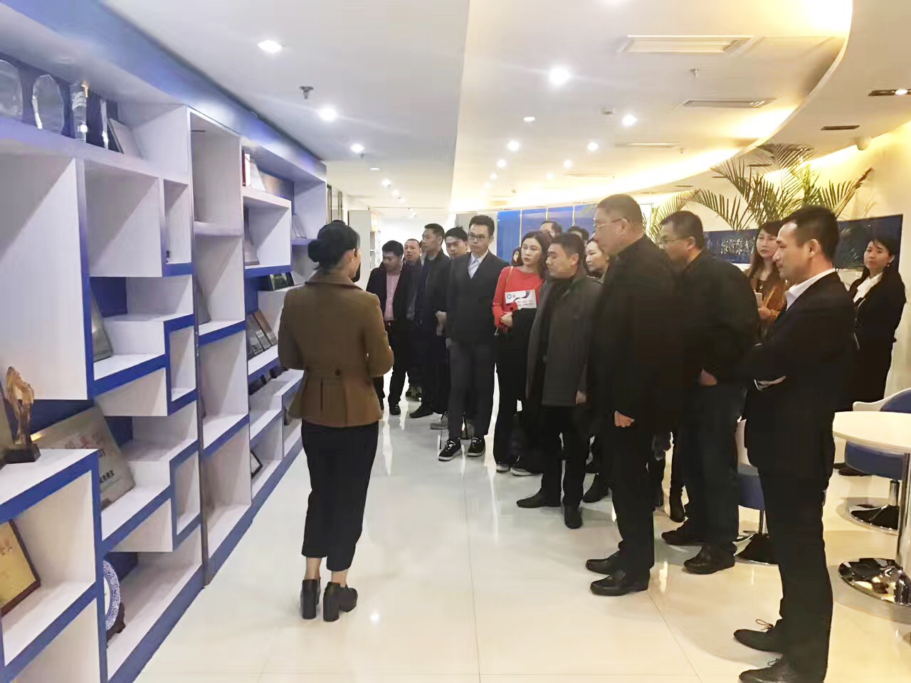 1490945543120342.jpg 1490945543120342.jpg