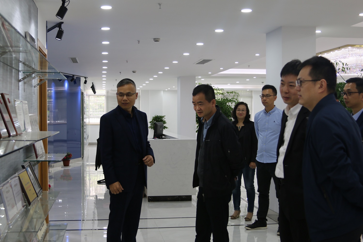 1523584552200958.jpg 1523584552200958.jpg