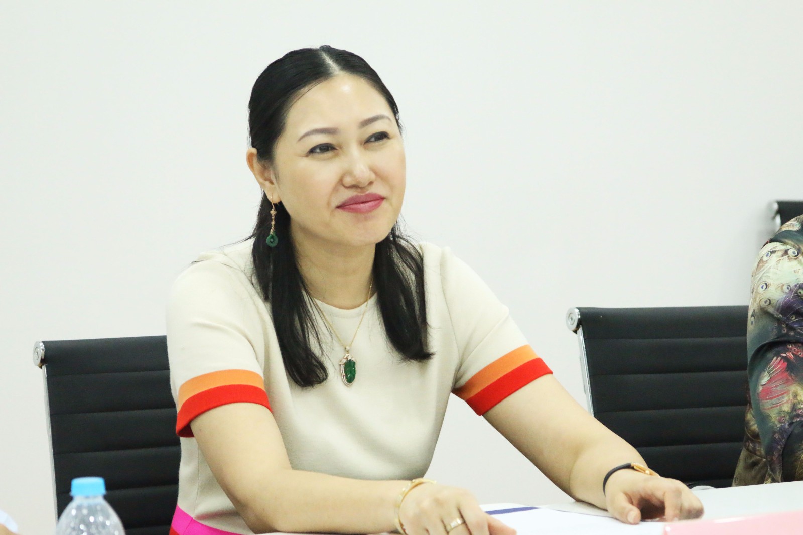 1526522779945408.jpg 1526522779945408.jpg