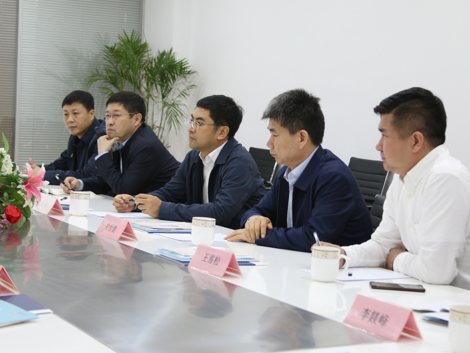 1552642914119735.jpg 1552642914119735.jpg