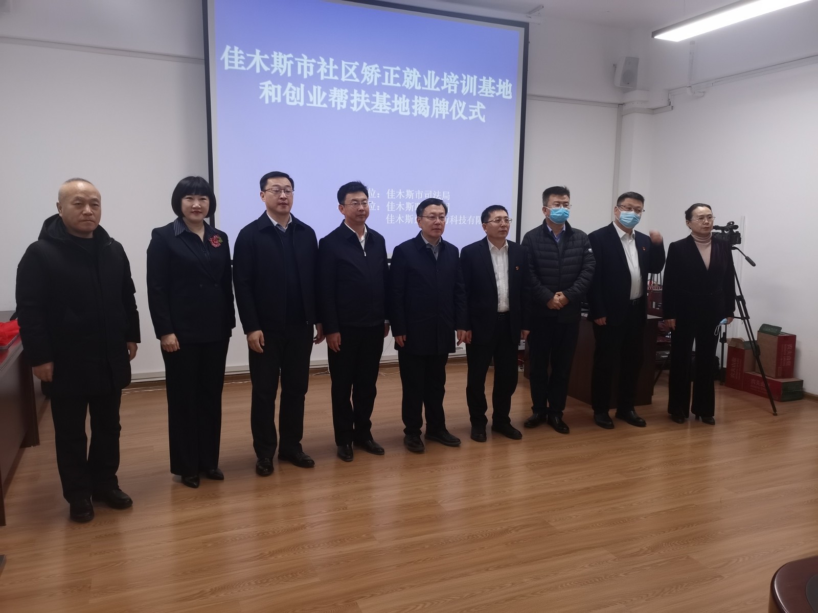 1669351922772119.jpg 1669351922772119.jpg